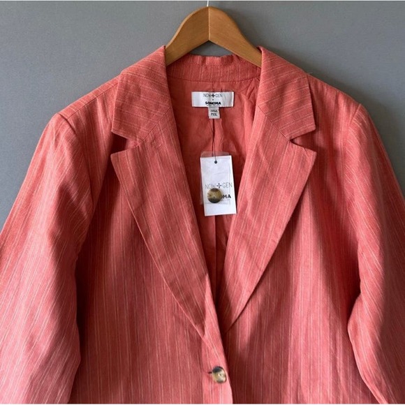 Striped, Single Breasted Blazer- Size PXXL - Picture 3 of 7